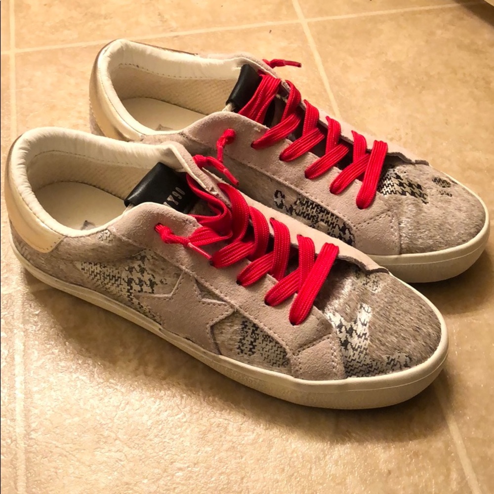 Steve Madden Philosophy Multi sneaker